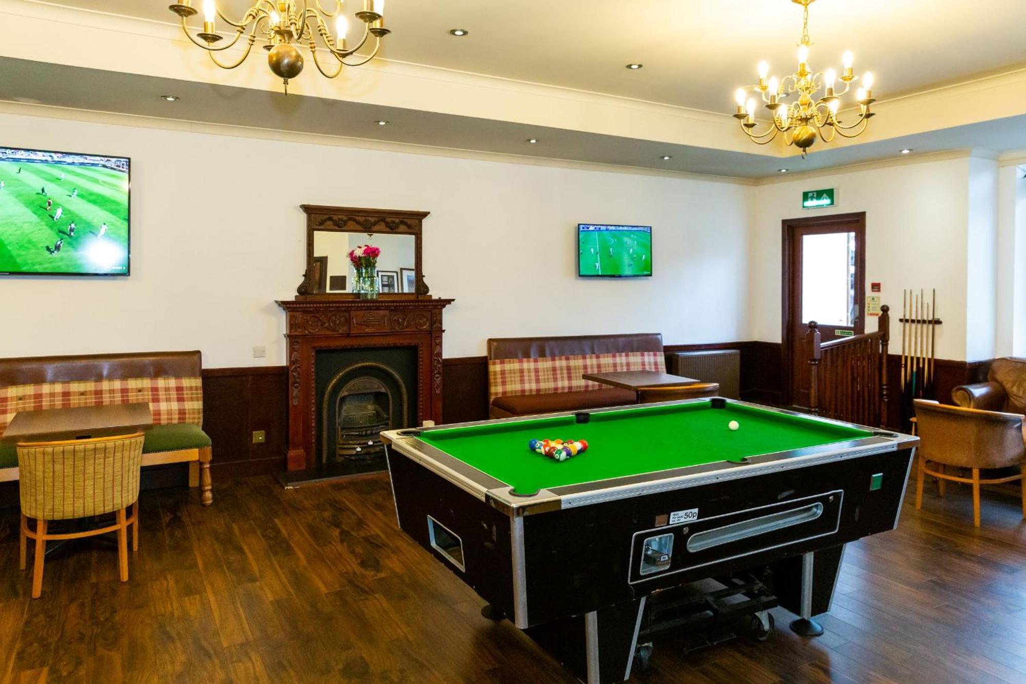 אובאן The Royal Hotel מראה חיצוני תמונה
